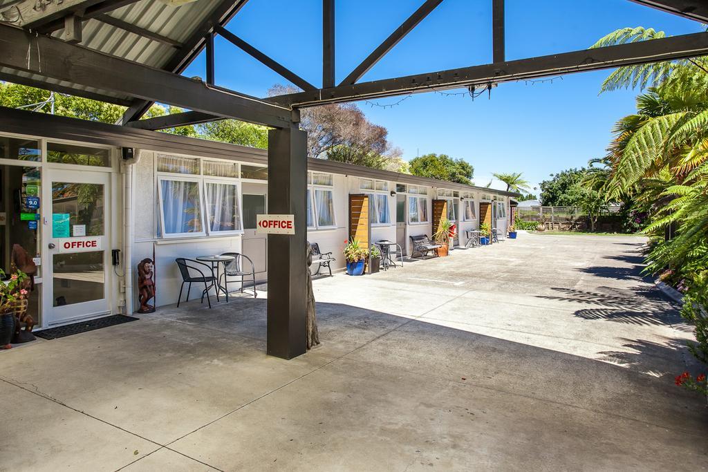Amber Court Motel Whakatane Bagian luar foto