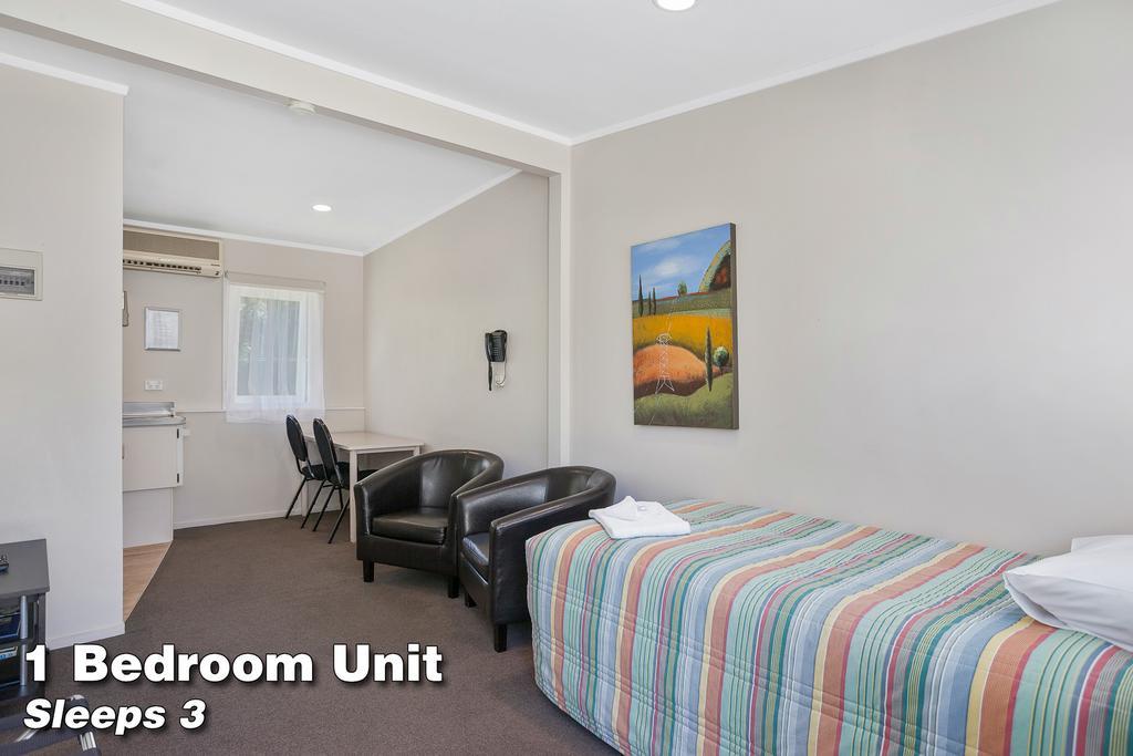 Amber Court Motel Whakatane Bagian luar foto