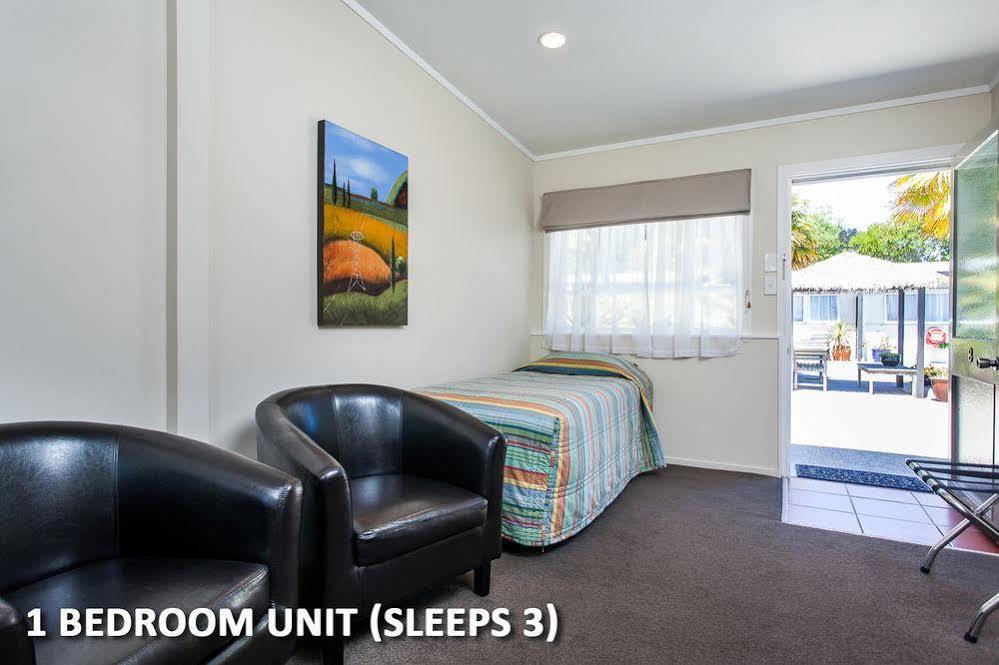 Amber Court Motel Whakatane Bagian luar foto